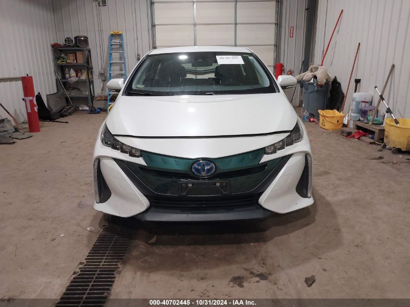 2017 Toyota Prius Prime Premium VIN: JTDKARFP0H3056125 Lot: 40702445