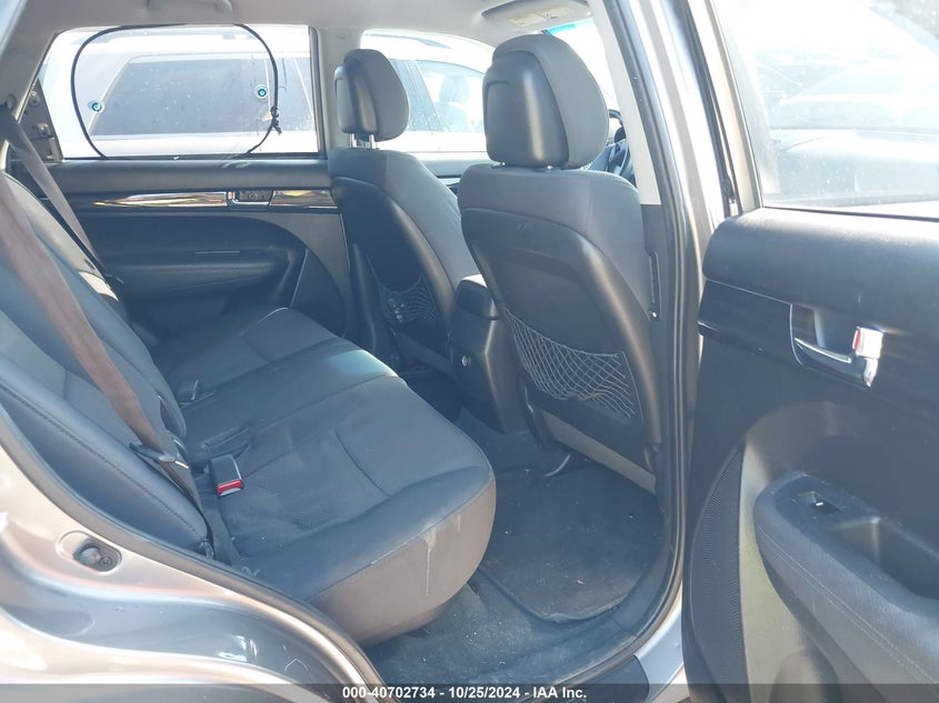 2011 Kia Sorento Lx V6 VIN: 5XYKT4A25BG149590 Lot: 40702734