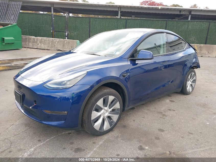 VIN 7SAYGDEE9RF035101 2024 TESLA MODEL Y no.2