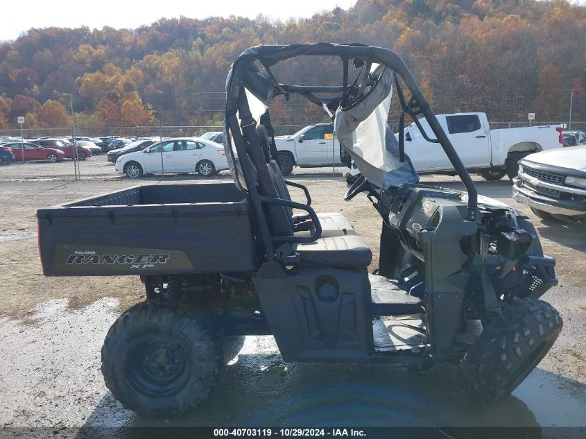 2010 Polaris Ranger 800/Xp VIN: 4XATH76A9A2877985 Lot: 40703119