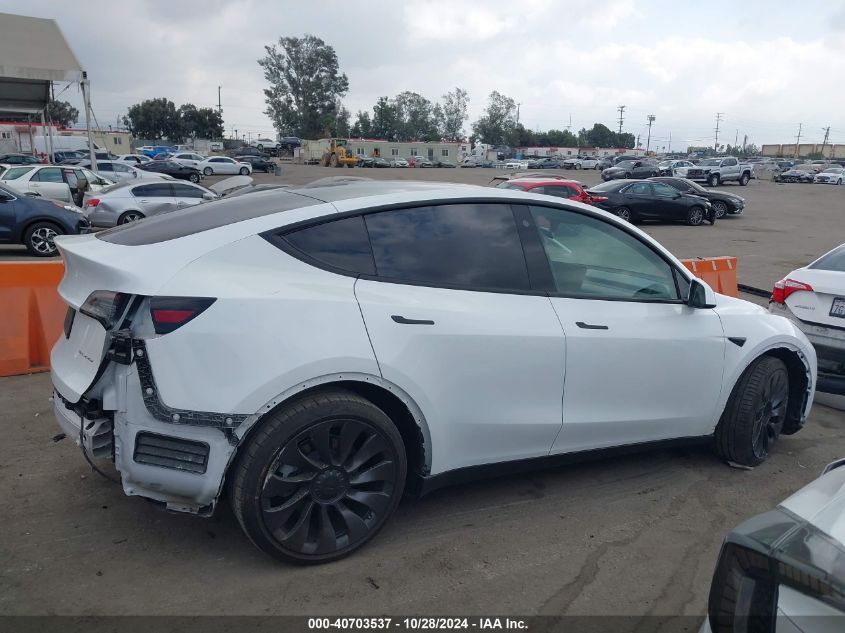 2022 TESLA MODEL Y LONG RANGE DUAL MOTOR ALL-WHEEL DRIVE - 7SAYGDEE5NF356983