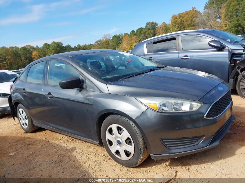 2018 Ford Focus S VIN: 1FADP3E22JL202353 Lot: 40703819