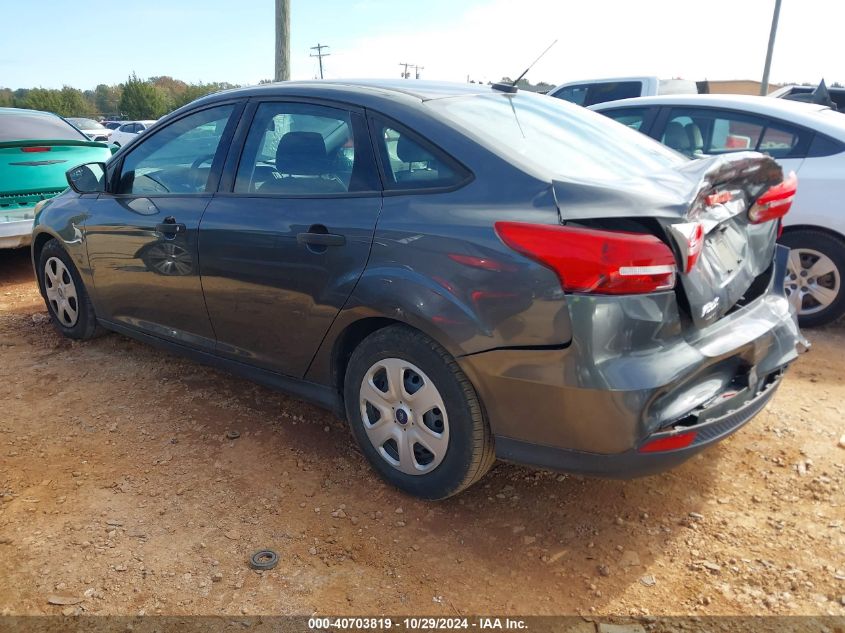 2018 Ford Focus S VIN: 1FADP3E22JL202353 Lot: 40703819