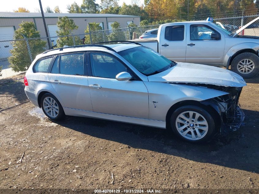 2007 BMW 328Xi VIN: WBAVT73587FZ35557 Lot: 40704129