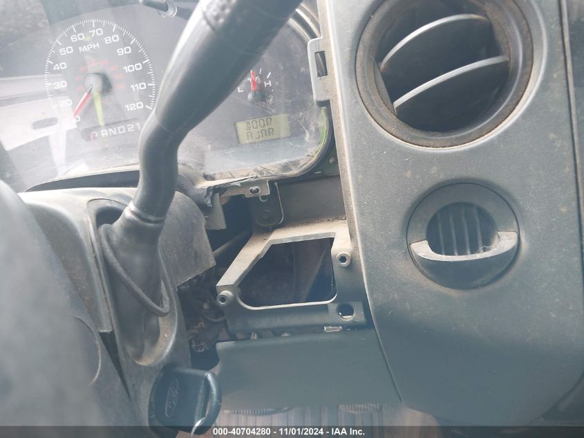 2008 Ford F150 VIN: 1FTRF12208KC86832 Lot: 40704280