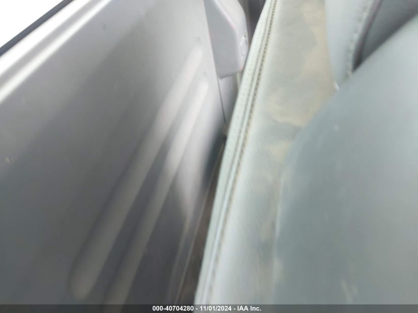 2008 Ford F150 VIN: 1FTRF12208KC86832 Lot: 40704280