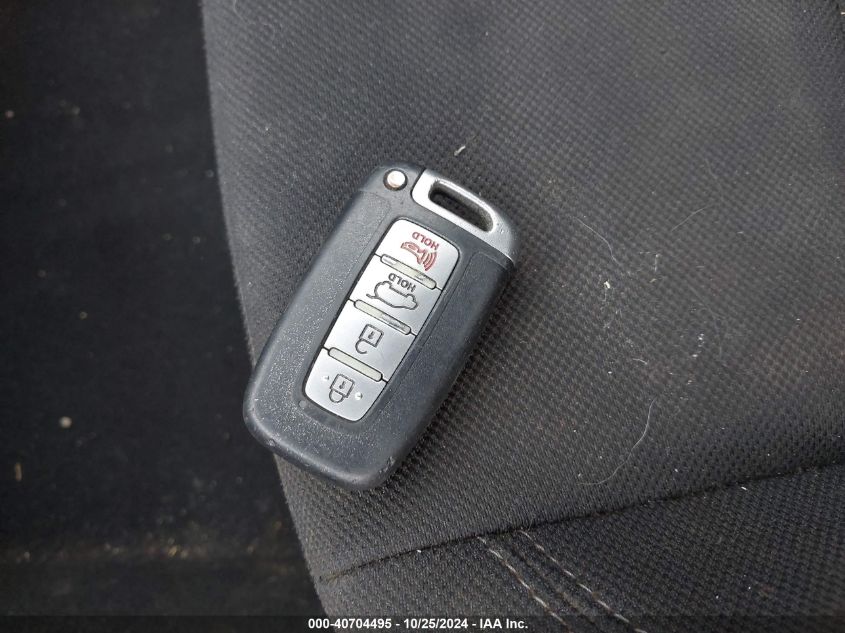 2013 Hyundai Veloster VIN: KMHTC6AD6DU136961 Lot: 40704495