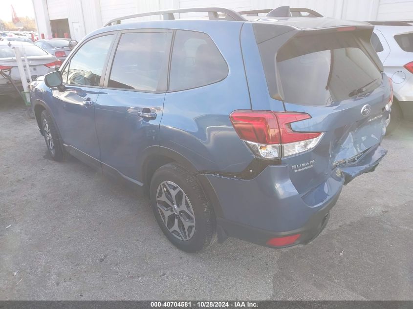 2024 Subaru Forester Premium VIN: JF2SKADC4RH490200 Lot: 40704581