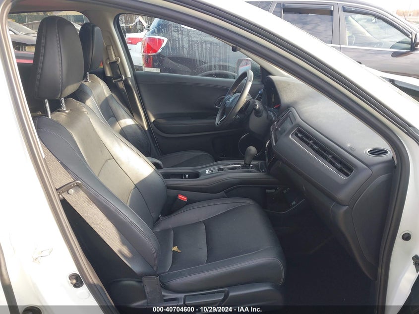VIN 3CZRU6H72LM738927 2020 HONDA HR-V AWD EX-L