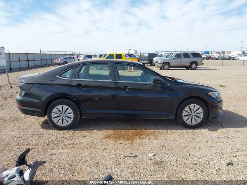 2019 Volkswagen Jetta 1.4T R-Line/1.4T S/1.4T Se VIN: 3VWC57BU1KM065122 Lot: 40704727