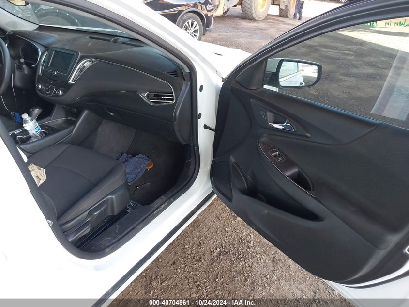 2018 CHEVROLET MALIBU LT - 1G1ZD5ST4JF213685