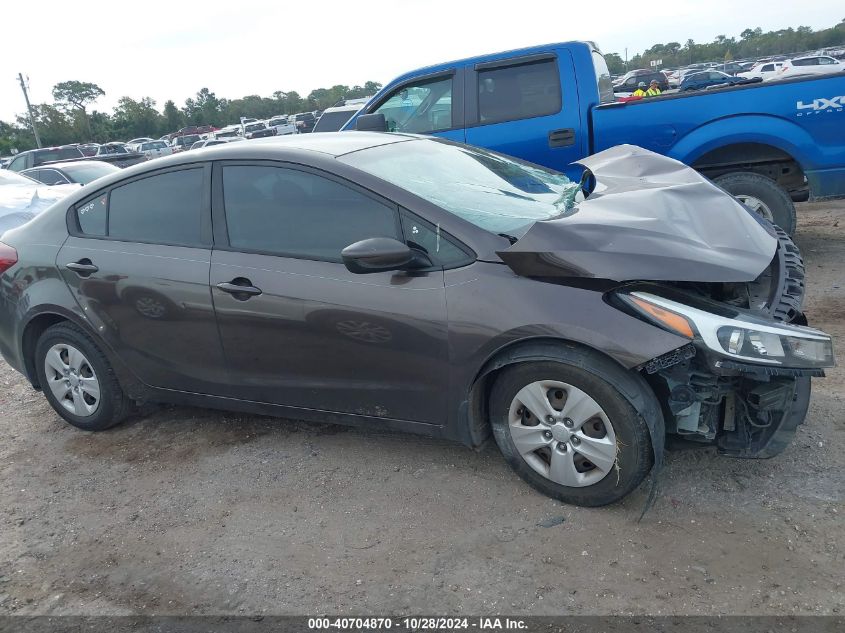 2017 Kia Forte Lx VIN: 3KPFK4A72HE073462 Lot: 40704870