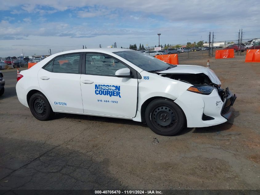 2018 Toyota Corolla Le VIN: 2T1BURHE2JC068342 Lot: 40705470