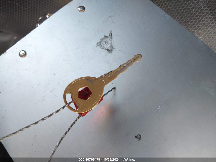 2004 Chevrolet Silverado 1500 Work Truck VIN: 1GCEC19X14Z186331 Lot: 40705479