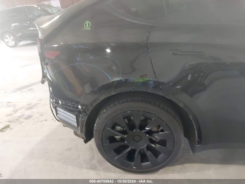 2021 Tesla Model Y Long Range Dual Motor All-Wheel Drive VIN: 5YJYGAEE2MF239503 Lot: 40705642