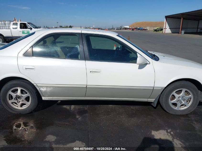 1999 Toyota Camry Le VIN: JT2BG22K1X0365207 Lot: 40705697