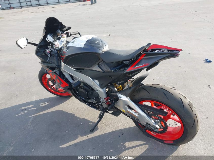 2016 Aprilia Rsv4 Rf/Rr VIN: ZD4RKUB02GS000591 Lot: 40705717