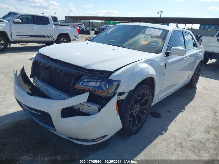 VIN 2C3CCABG0KH601223 2019 CHRYSLER 300 no.2