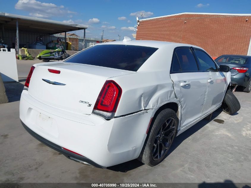 VIN 2C3CCABG0KH601223 2019 CHRYSLER 300 no.4