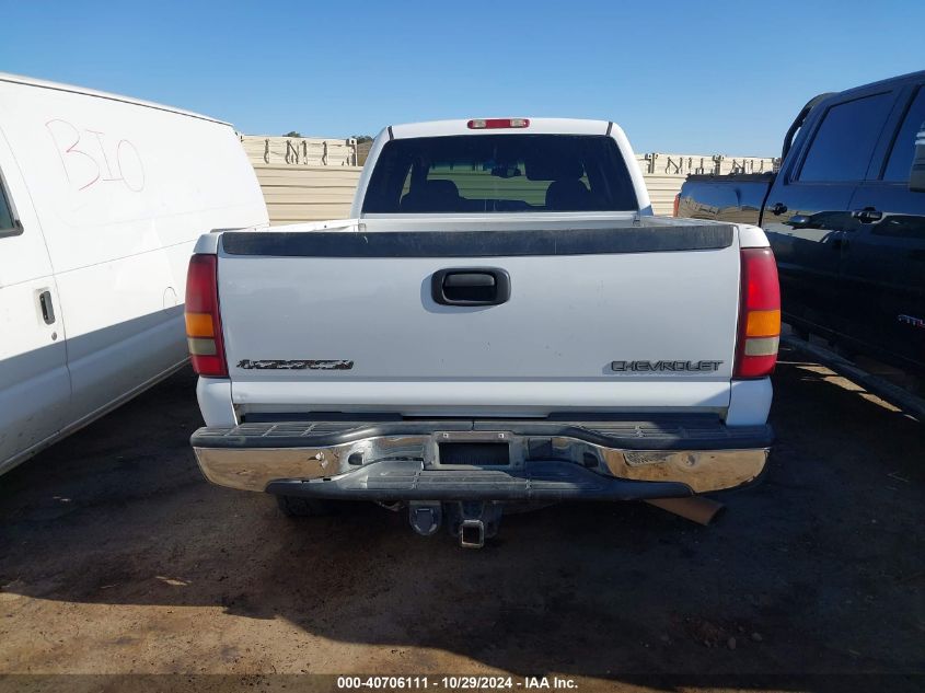 2002 Chevrolet Silverado 2500Hd Ls VIN: 1GCHC23G22F130893 Lot: 40706111