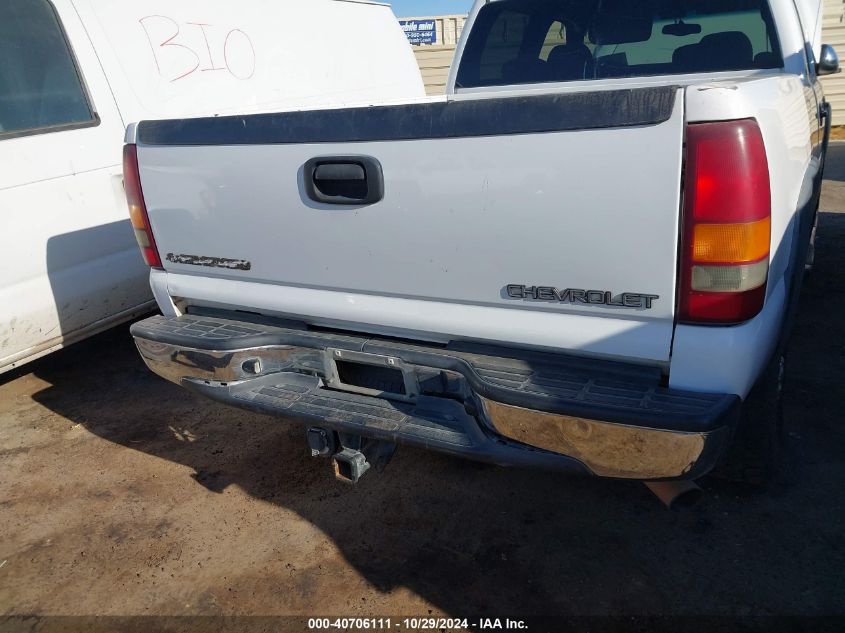 2002 Chevrolet Silverado 2500Hd Ls VIN: 1GCHC23G22F130893 Lot: 40706111