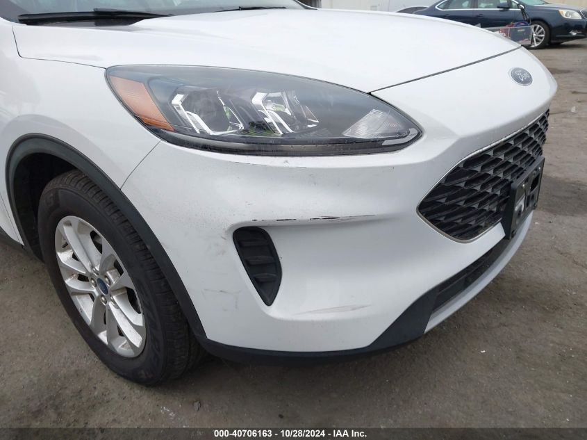 2022 Ford Escape Se VIN: 1FMCU0G60NUA70900 Lot: 40706163