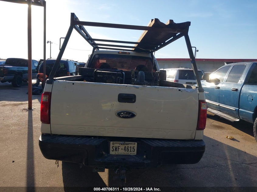 2008 Ford F-250 Xl/Xlt VIN: 1FTNF205X8EB77021 Lot: 40706311