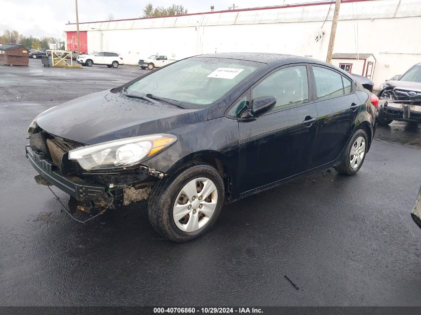 VIN KNAFK4A64F5424837 2015 KIA Forte, LX no.2