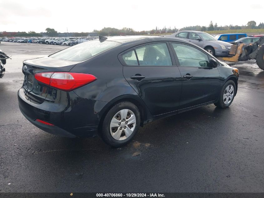 VIN KNAFK4A64F5424837 2015 KIA Forte, LX no.4