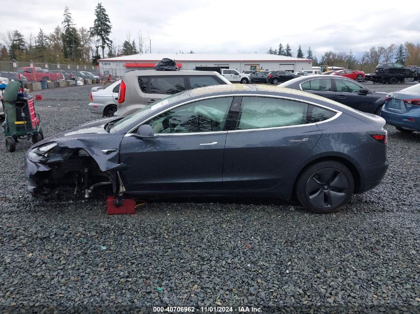 2018 Tesla Model 3 Long Range/Mid Range VIN: 5YJ3E1EA9JF033958 Lot: 40706962