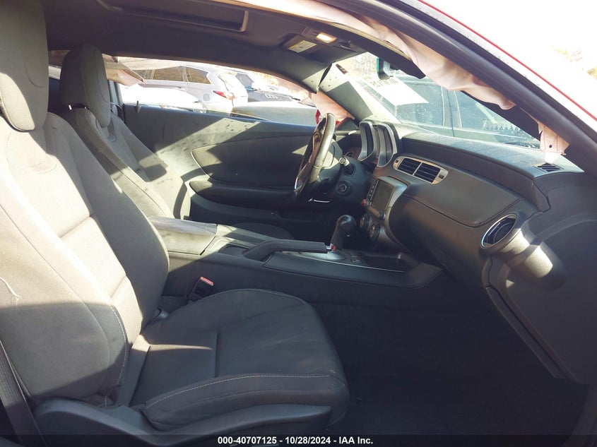 2014 CHEVROLET CAMARO VIN: 2G1FB1E35E9324838