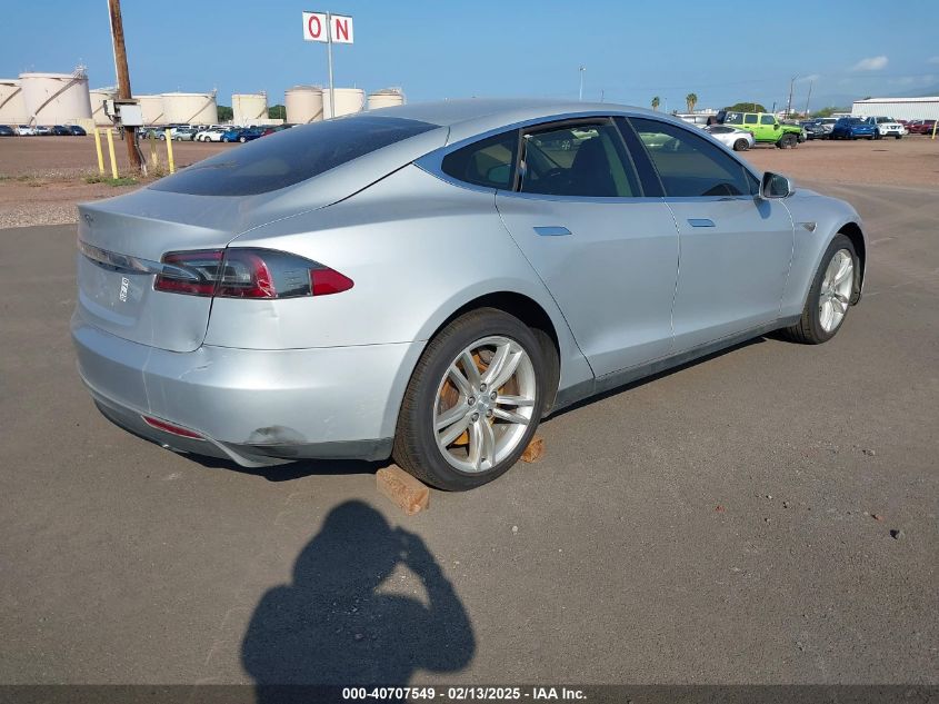 VIN 5YJSA1AC3DFP10537 2013 TESLA MODEL S no.4