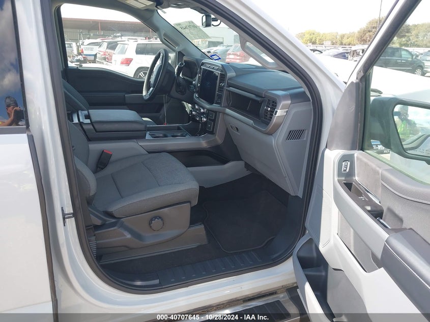 VIN 1FTFW3LD4RFA04250 2024 FORD F-150 XLT