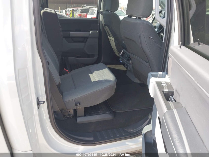 VIN 1FTFW3LD4RFA04250 2024 FORD F-150 XLT