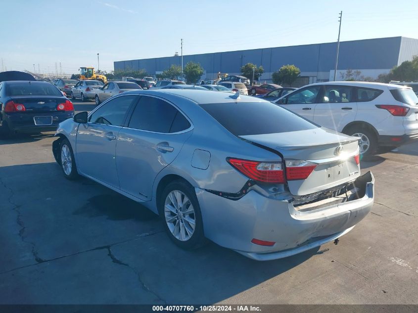 VIN JTHBW1GG1D2020329 2013 Lexus ES, 300H no.3