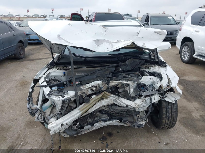 2015 HONDA ACCORD VIN: 1HGCR3F88FA038260