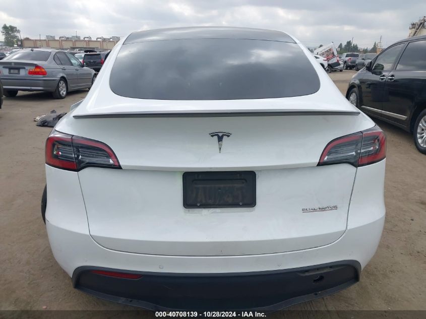 2022 Tesla Model Y Performance Dual Motor All-Wheel Drive VIN: 7SAYGDEF2NF362667 Lot: 40708139