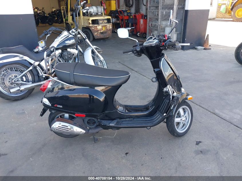 2009 Vespa Lx 150 VIN: ZAPM448F695601711 Lot: 40708154