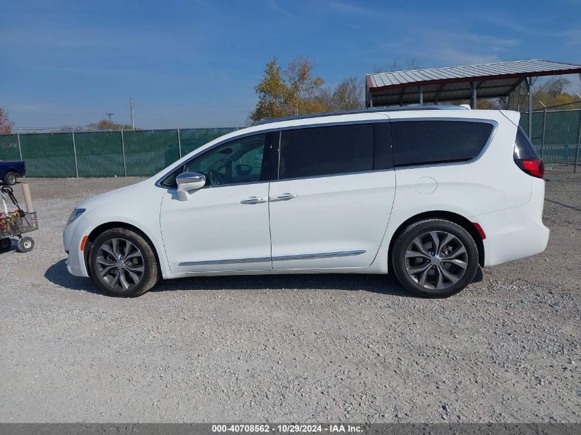 2017 Chrysler Pacifica Limited VIN: 2C4RC1GG8HR769824 Lot: 40708562