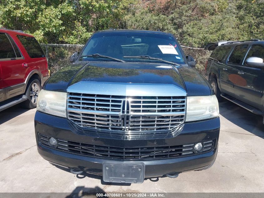 2011 Lincoln Navigator L VIN: 5LMJJ3H54BEJ01303 Lot: 40708601