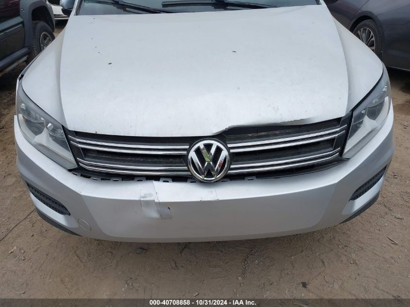 2017 Volkswagen Tiguan 2.0T S VIN: WVGBV7AX8HK000208 Lot: 40708858