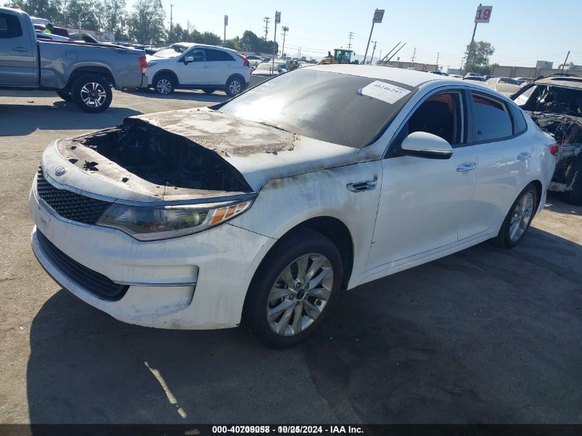 2017 Kia Optima Lx VIN: 5XXGT4L33HG173377 Lot: 40709058