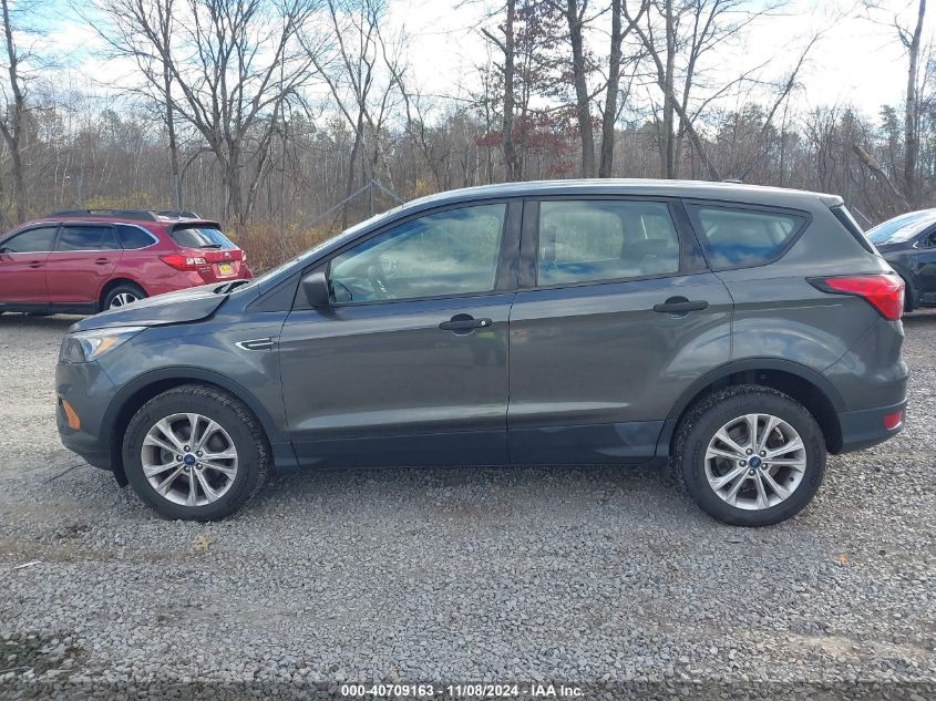 2019 Ford Escape S VIN: 1FMCU0F70KUA85712 Lot: 40709163