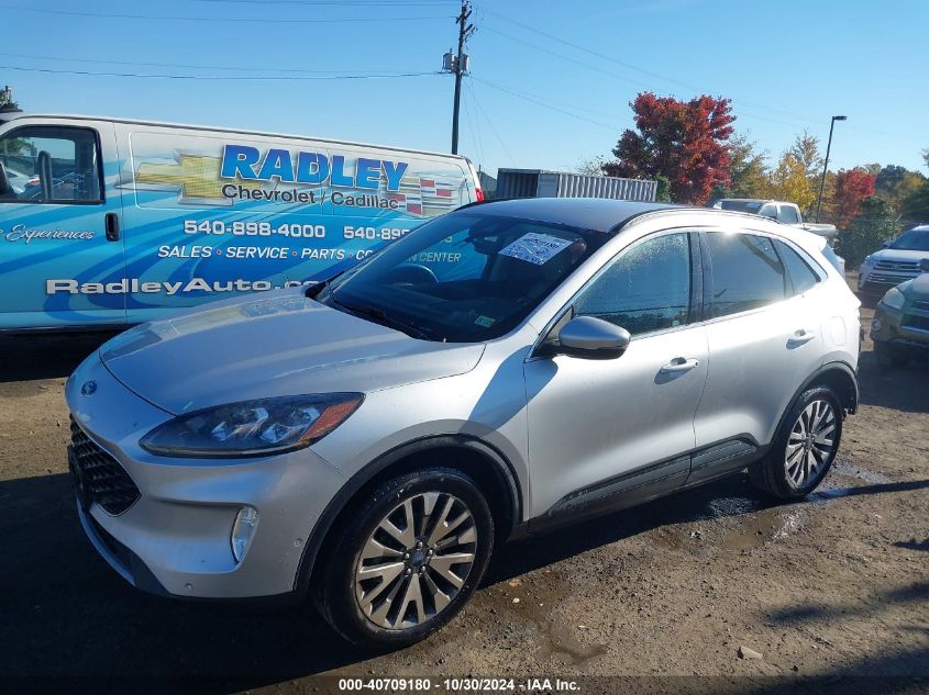 2020 Ford Escape Titanium VIN: 1FMCU9J94LUB17673 Lot: 40709180