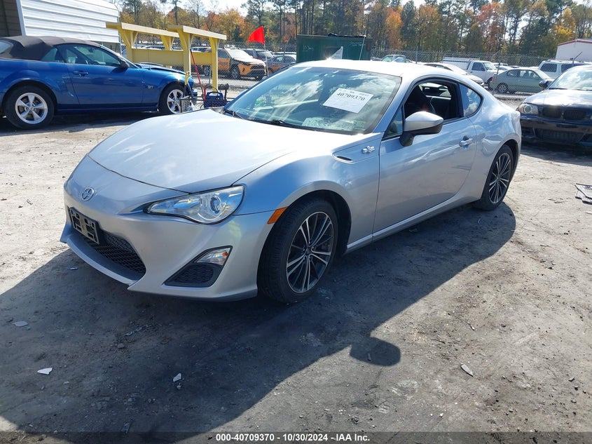 Vin: jf1znaa11g9709666, lot: 41198747, scion fr-s 20162