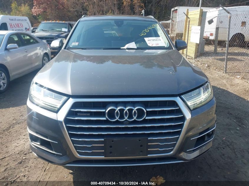 2018 Audi Q7 3.0T Premium VIN: WA1LAAF76JD038082 Lot: 40709434