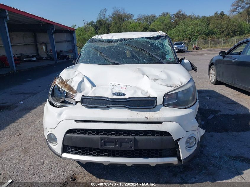 2018 Kia Soul + VIN: KNDJP3A52J7898900 Lot: 40709473