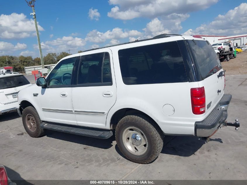 1999 Ford Expedition Eddie Bauer/Xlt VIN: 1FMPU18L4XLA63453 Lot: 40709615