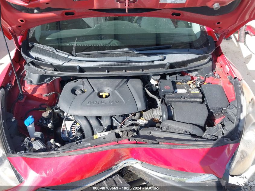 2013 HYUNDAI ELANTRA GT - KMHD35LE2DU022573