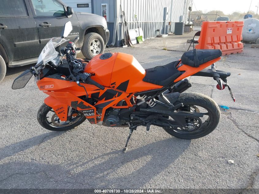 2023 Ktm 390 Rc VIN: MD2JYJ405PC226213 Lot: 40709730